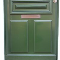 Reproduction isolante de porte ancienne